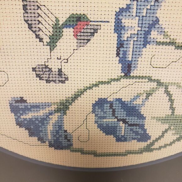 Cross stitch kit Hummingbird Oval Framing Hoop SEALED New - Picture 3 of 12